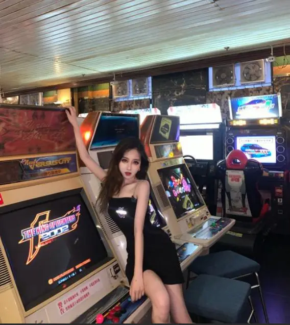룰렛 규칙 및 확률 – 베팅, 지불 (보상) 및 확률을 설명합니다.